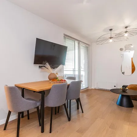 Mierzeja - Enklawa, *