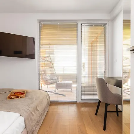 Mierzeja - Enklawa, * 크리니차 모르스카