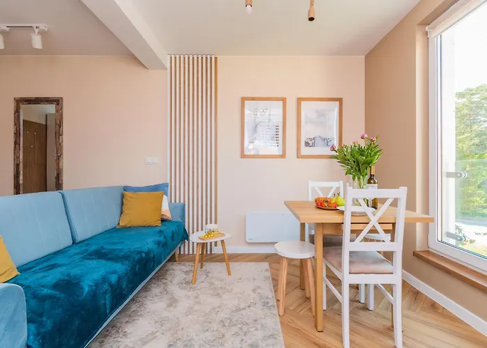 Mierzeja - Enklawa, * Krynica Morska