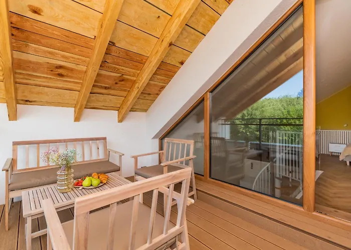 Mierzeja - Enklawa, Krynica Morska