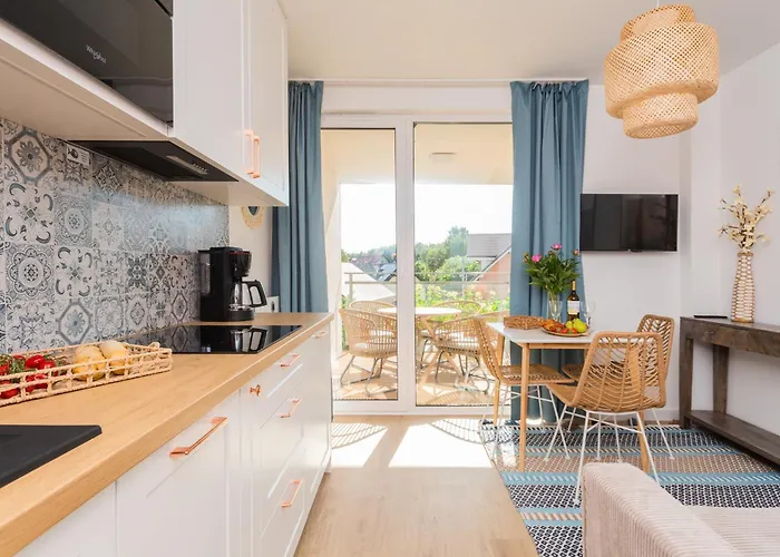 Mierzeja - Enklawa, Krynica Morska