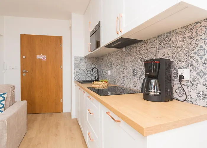 Mierzeja - Enklawa, *