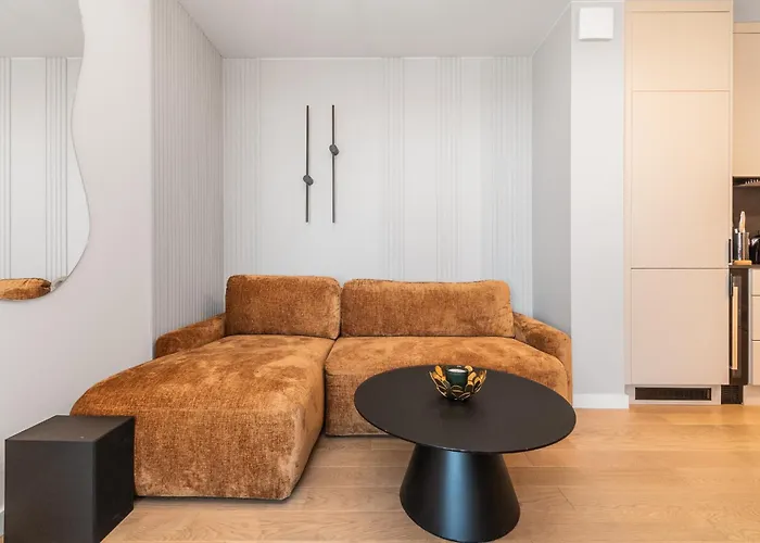 Mierzeja - Enklawa, *