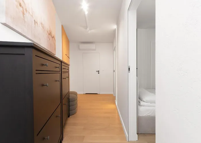 Mierzeja - Enklawa, Krynica Morska